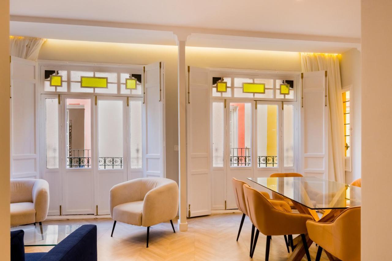 Elegant Apartment - 2 Bd 1 Bth - Center Sevilla Buitenkant foto