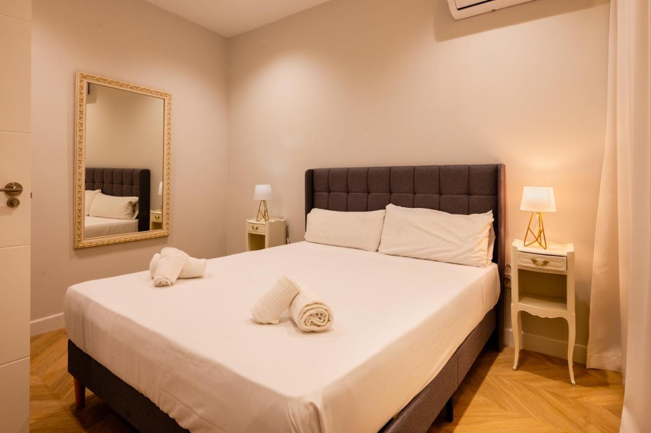 Elegant Apartment - 2 Bd 1 Bth - Center Sevilla Buitenkant foto