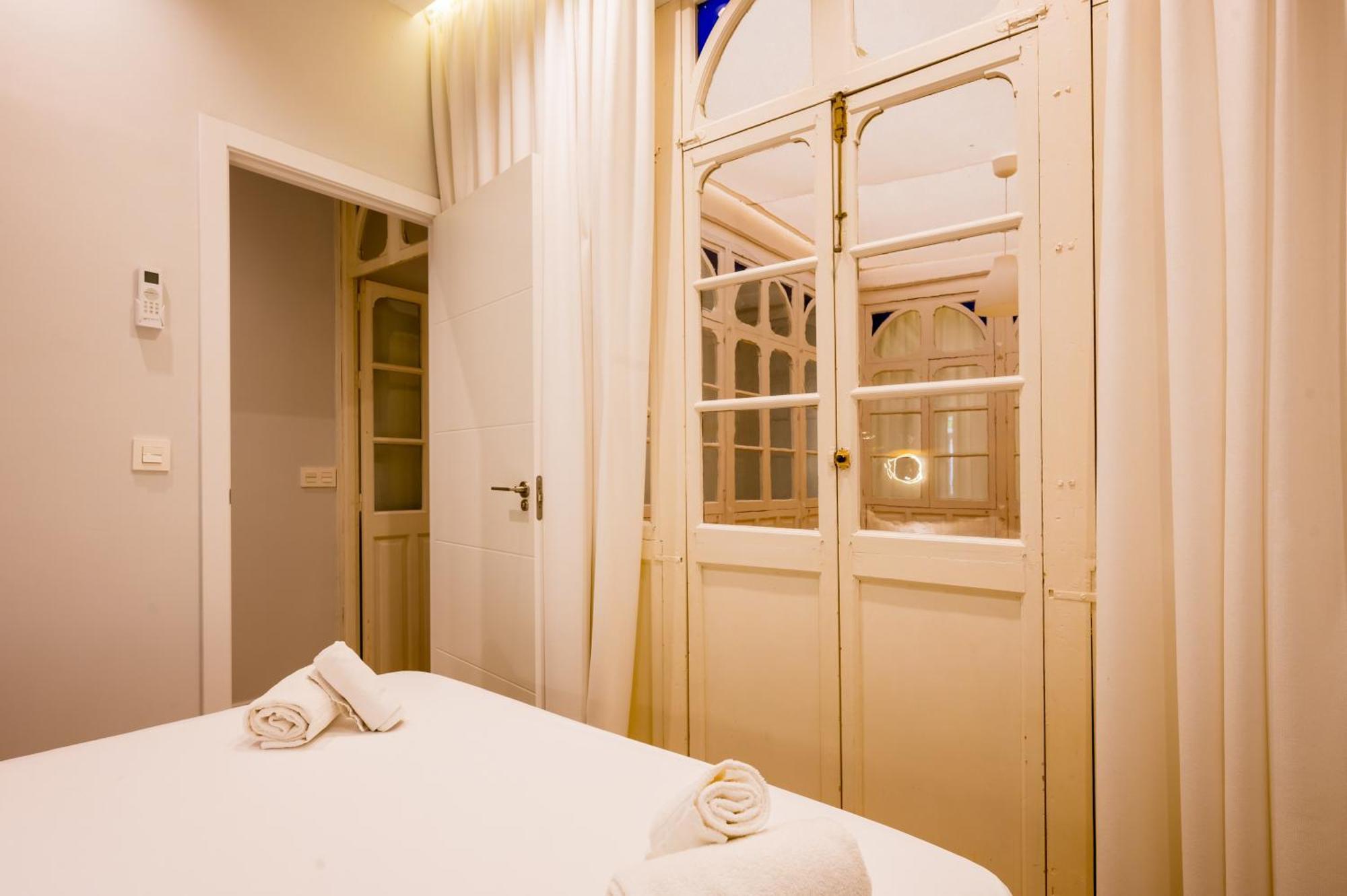 Elegant Apartment - 2 Bd 1 Bth - Center Sevilla Buitenkant foto